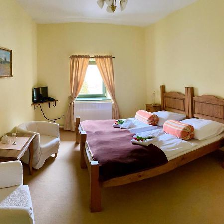 Hotel Opat Kutná Hora Екстериор снимка