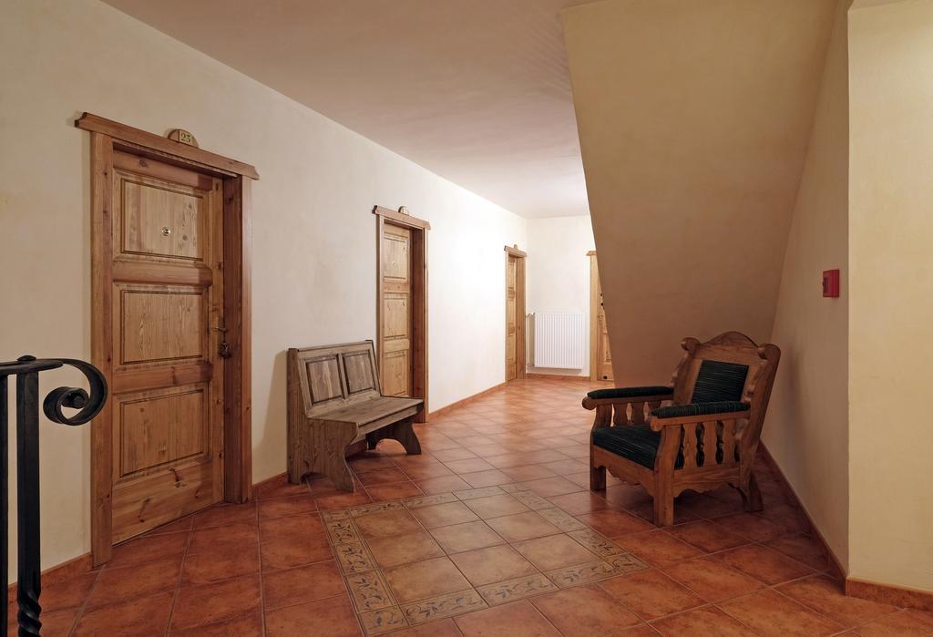 Hotel Opat Kutná Hora Екстериор снимка